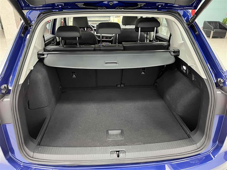 Volkswagen Tayron GTE 2023 #17 Volkswagen Tayron GTE 2023 car image #17