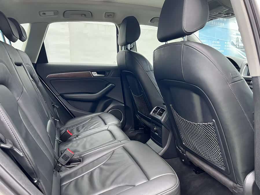 Audi Q5 2013 car image #17