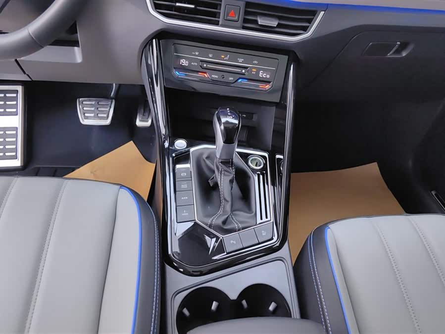 Volkswagen Tayron GTE 2024 #17 Volkswagen Tayron GTE 2024 immagine di auto #17