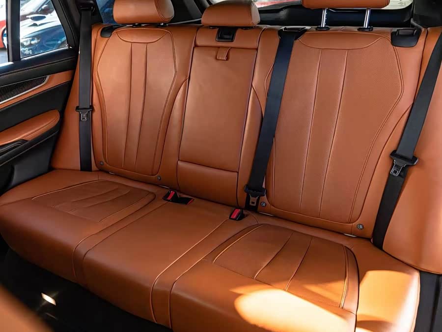 BMW X5 M 2016 car image #17