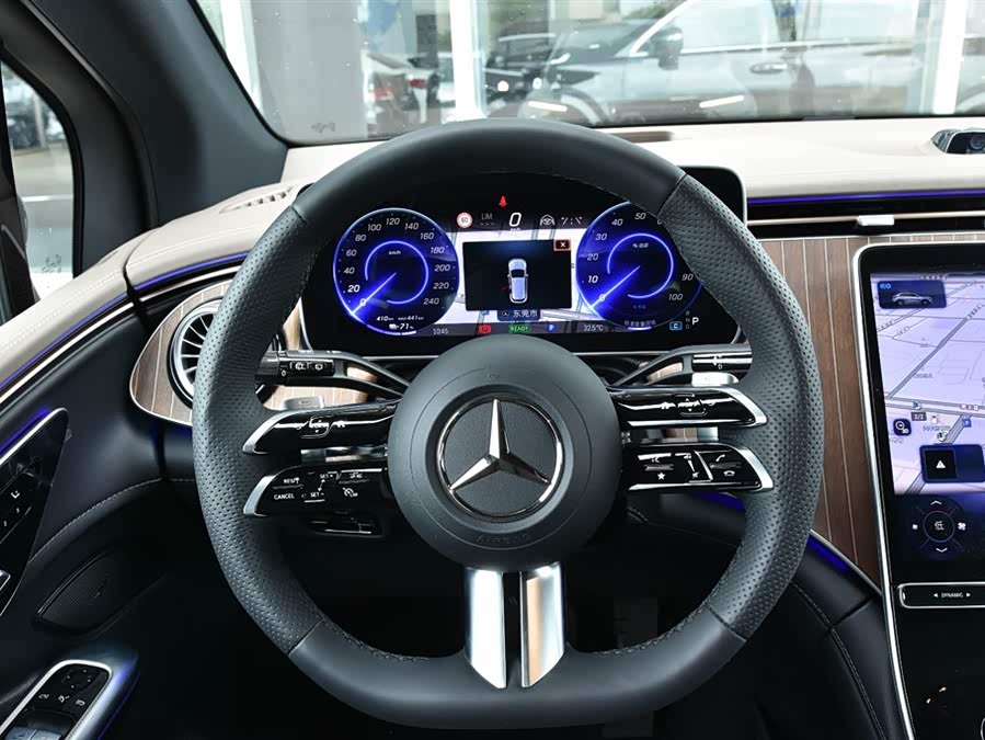 Mercedes-Benz EQE SUV 2025 car image #17