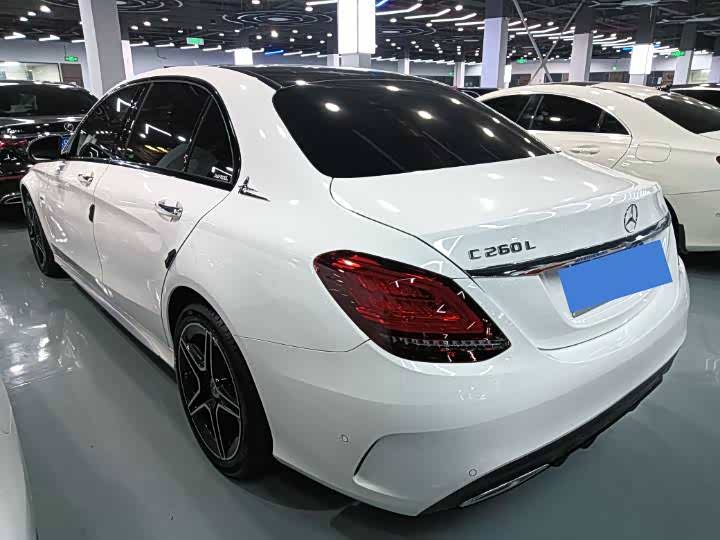 Mercedes-Benz C Class 2021 image de voiture #17