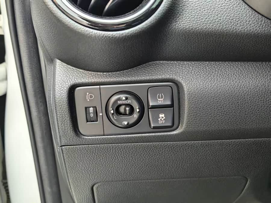 起亚 焕驰 2020 汽车图片 #17