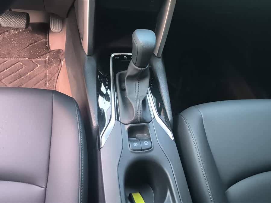 丰田 卡罗拉锐放 2024 汽车图片 #17