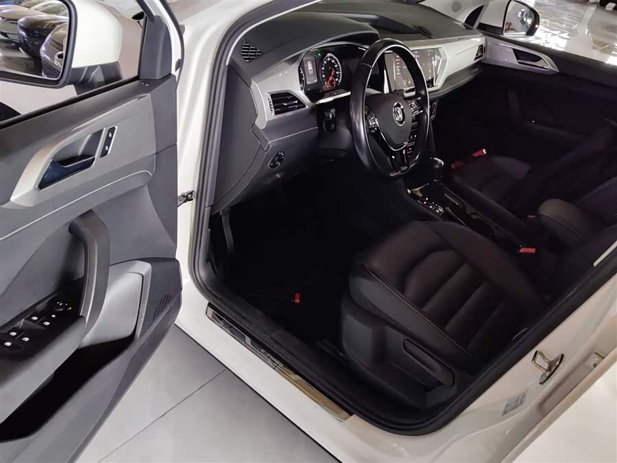 Volkswagen Tharu New Energy 2020 image de voiture #17