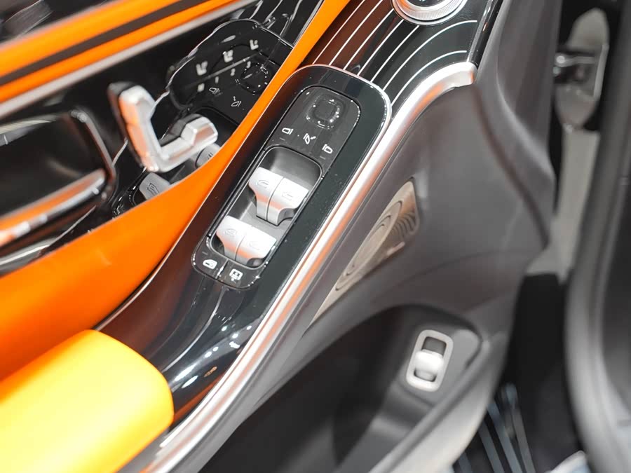 Mercedes-Benz S AMG New Energy 2024 изображение автомобиля #17