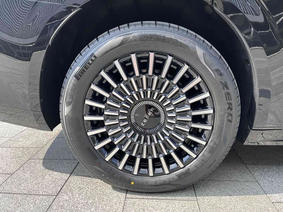 Volkswagen Phideon 2025 immagine di auto #17