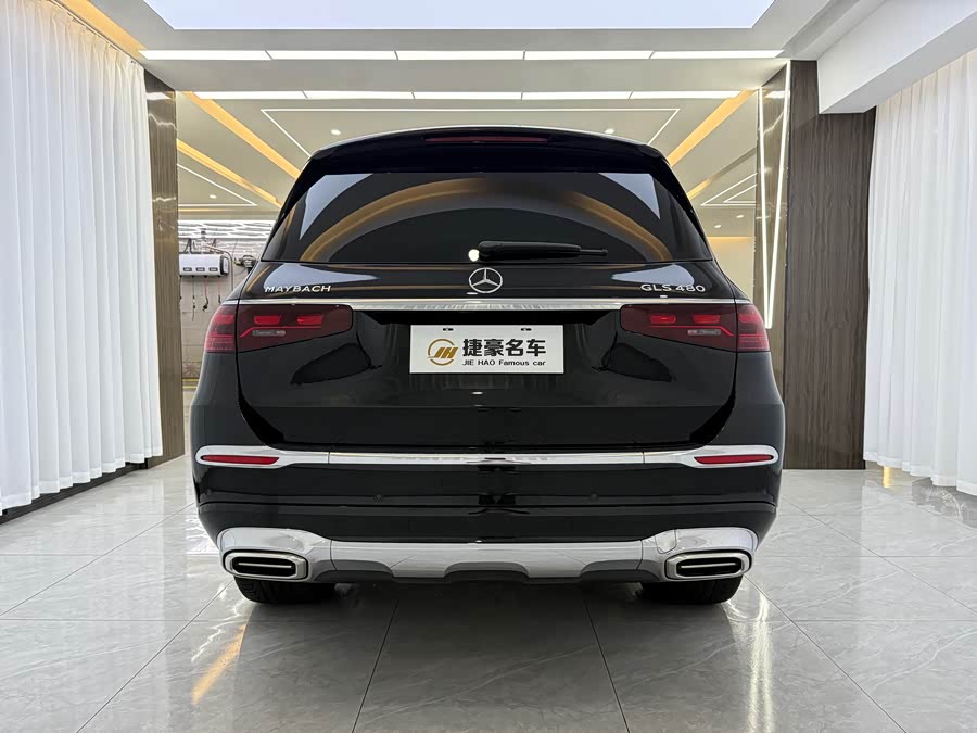 Mercedes-Benz Maybach GLS 2024 car image #17