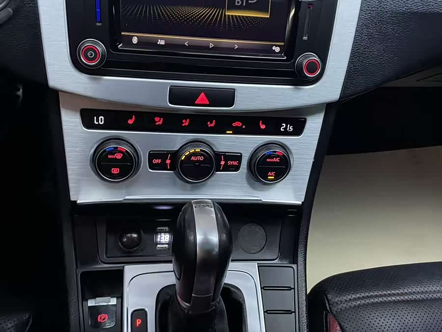 Volkswagen CC (FAW-Volkswagen) 2017 صورة سيارة #17