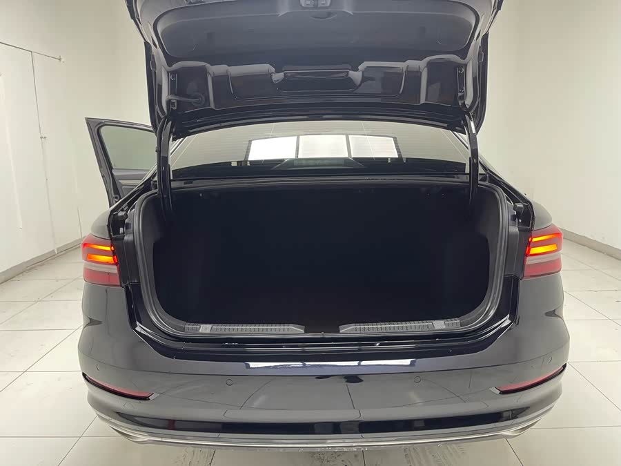 Volkswagen Lavida 2022 car image #17