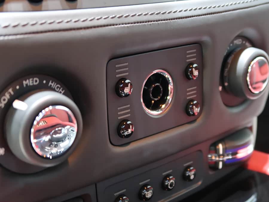 劳斯莱斯 魅影 2019 汽车图片 #17