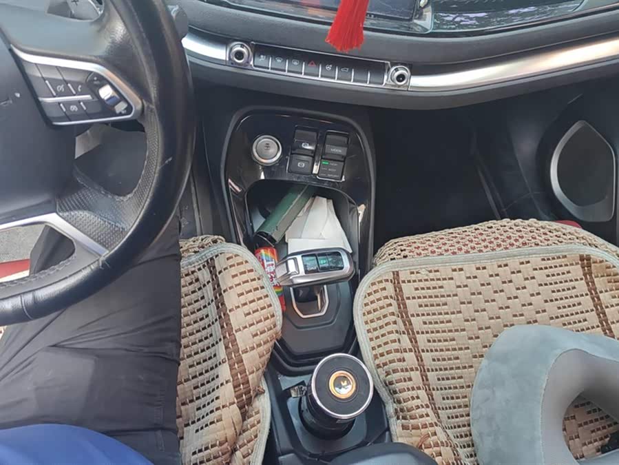 Haval H2s 2016 car image #17