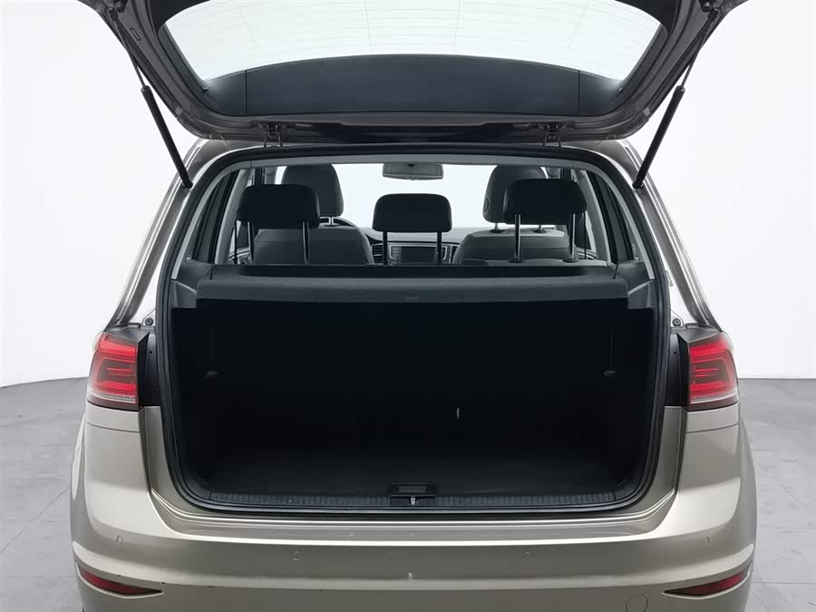 Volkswagen Golf Sportsvan 2016 car image #17