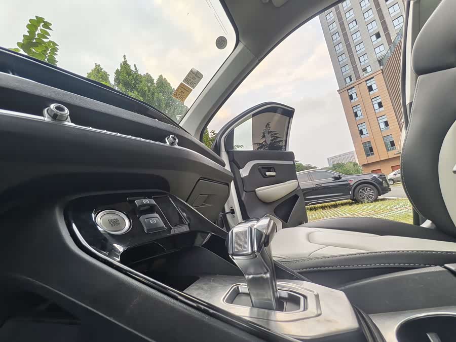 Haval H2s 2018 car image #17