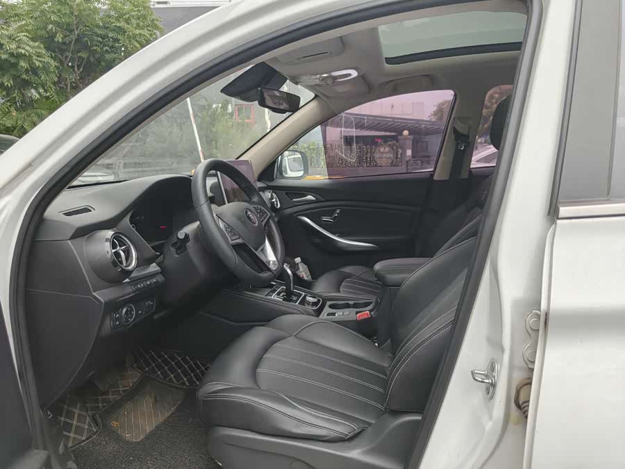 BYD Song New Energy 2018 #17 BYD Song New Energy 2018 car image #17