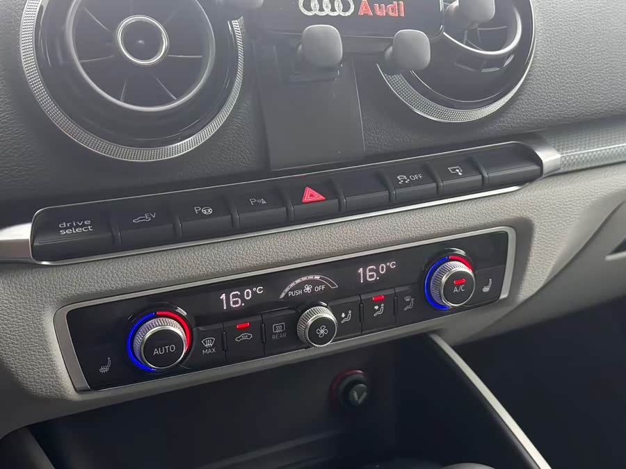 Audi A3 New Energy (Imported) 2017 immagine di auto #17