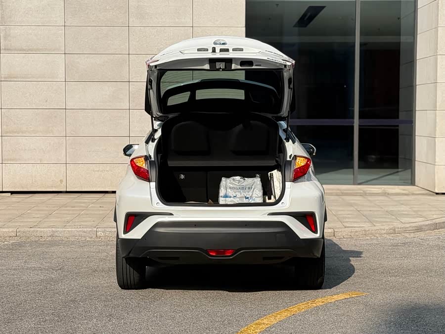 Toyota Izoa E 2022 #17 Toyota Izoa E 2022 imagen de coche #17