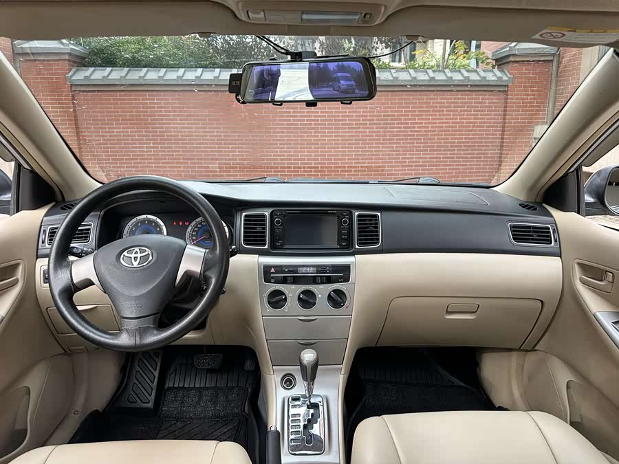 Toyota Reiz 2013 immagine di auto #17