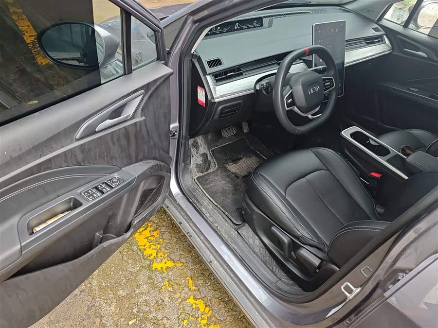 哪吒汽车 哪吒AYA 2024 汽车图片 #17