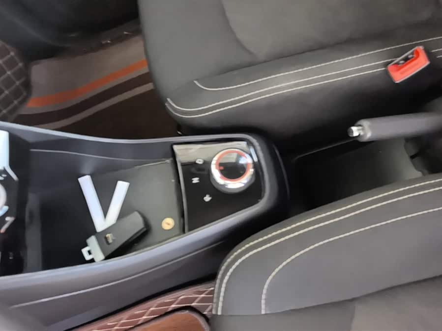 哪吒汽车 哪吒N01 2019 汽车图片 #17