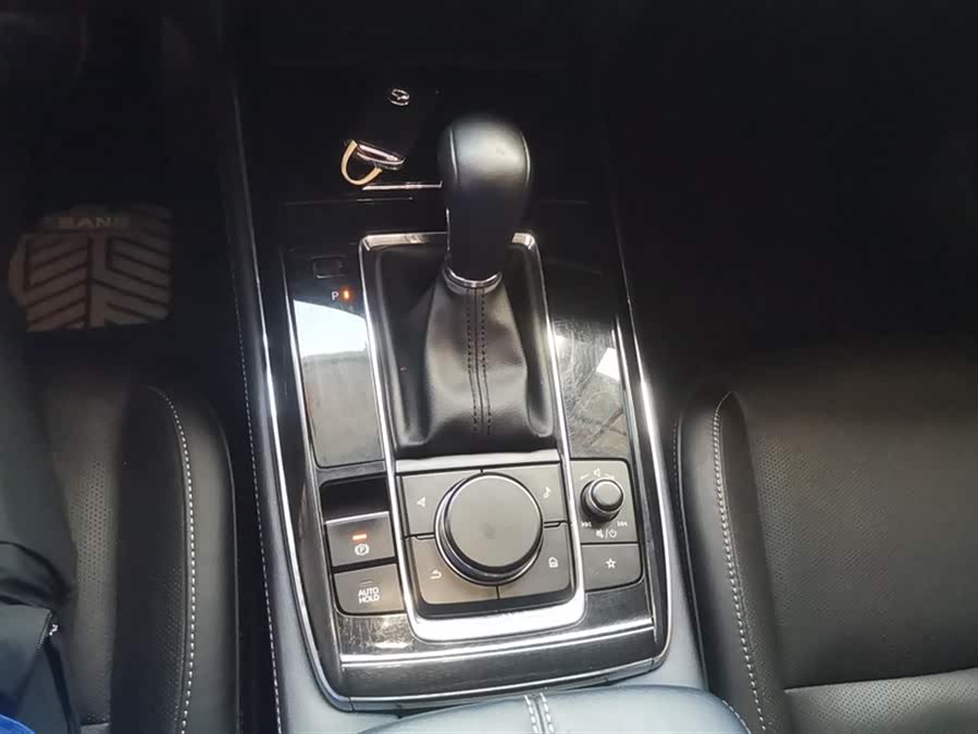 Mazda CX-3 2020 car image #17