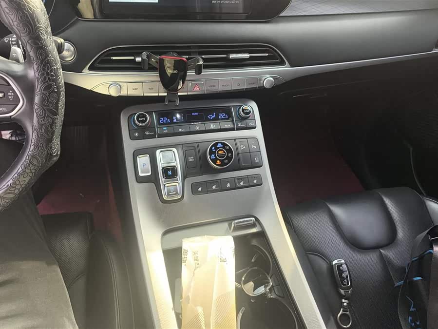 Hyundai Palisade 2021 car image #17