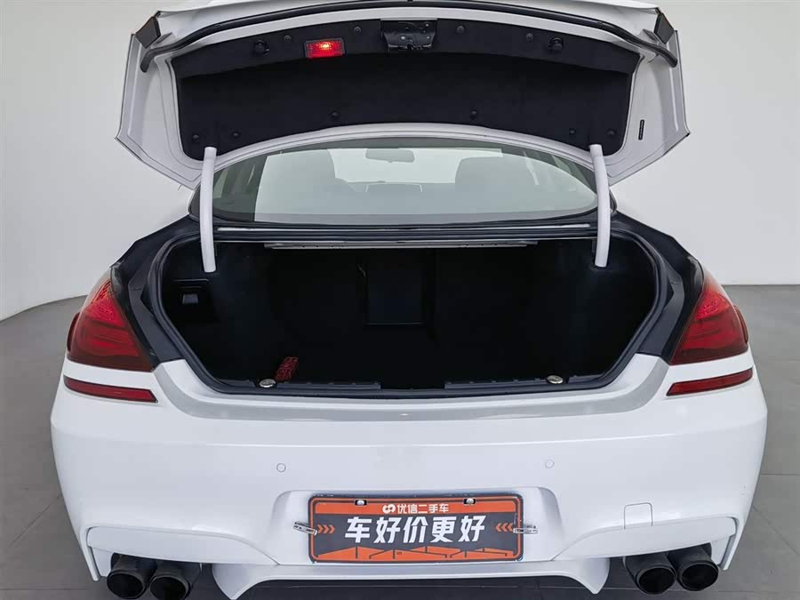 BMW 6 Series 2015 car image #17