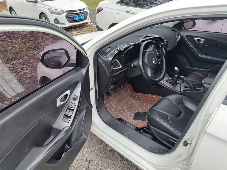 GAC Trumpchi GA3 2013 #17 GAC Trumpchi GA3 2013 изображение автомобиля #17