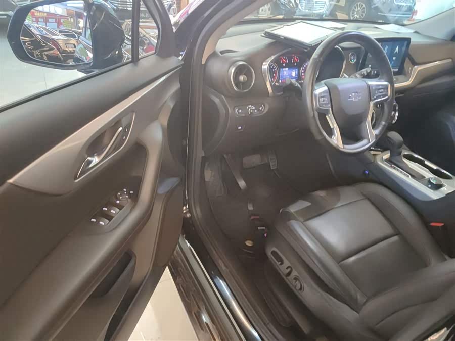 Chevrolet Blazer 2021 car image #17