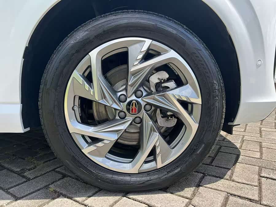 HongQi HS3 2023 car image #17