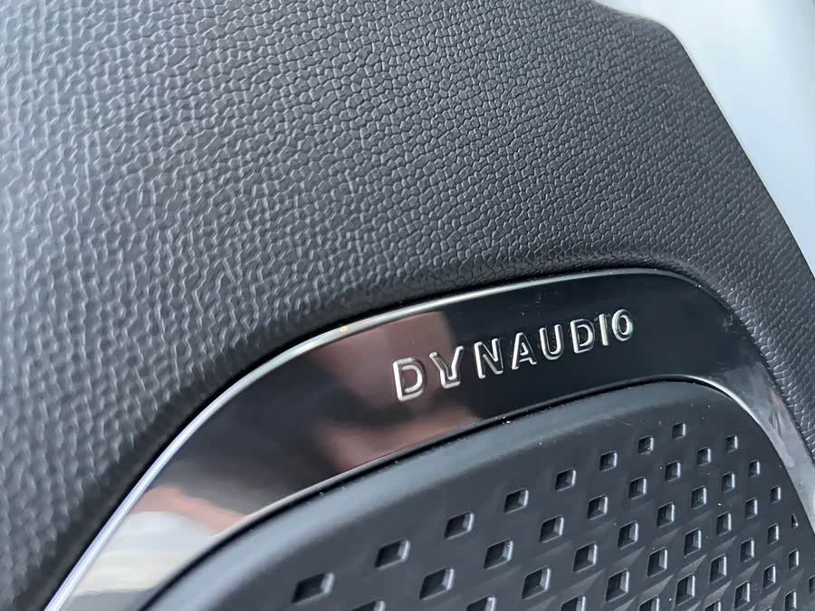 HongQi HS3 2023 car image #17