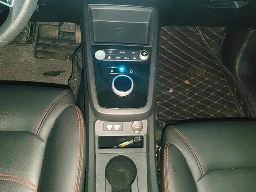 BYD S2 2019 #17 BYD S2 2019 car image #17