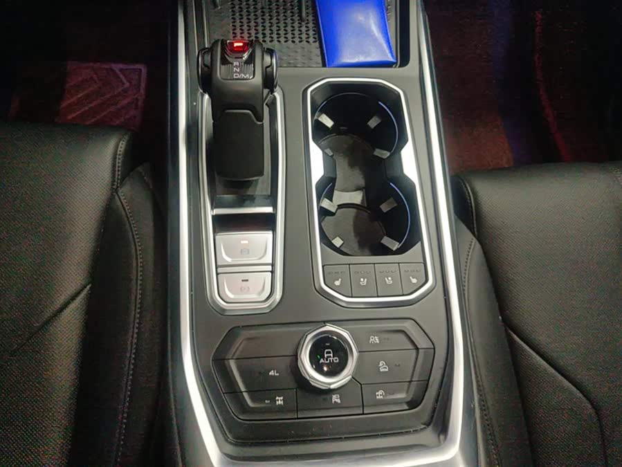 Tank 400 2024 #17 Tank 400 2024 imagen de coche #17