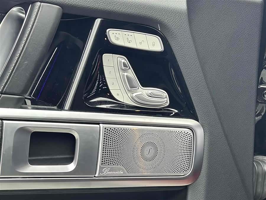 Mercedes-Benz G Class 2023 صورة سيارة #17