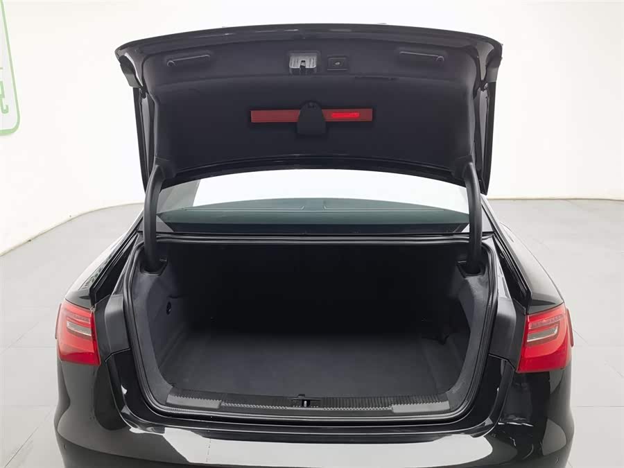 Audi S6 2013 immagine di auto #17