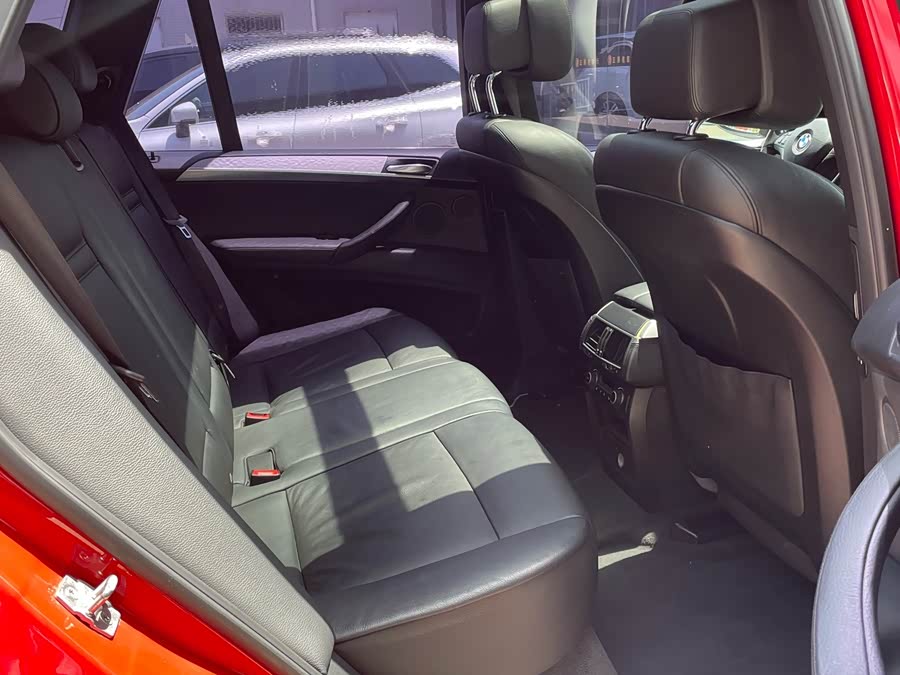 BMW X5 M 2010 #17 BMW X5 M 2010 car image #17