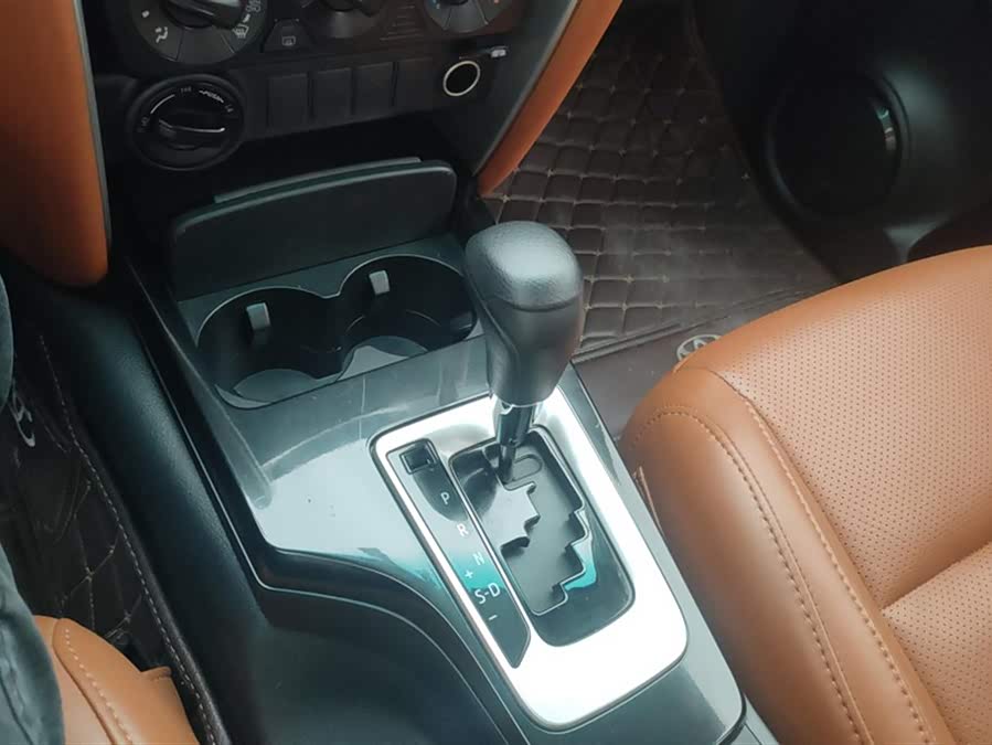 Toyota Fortuner 2019 car image #17