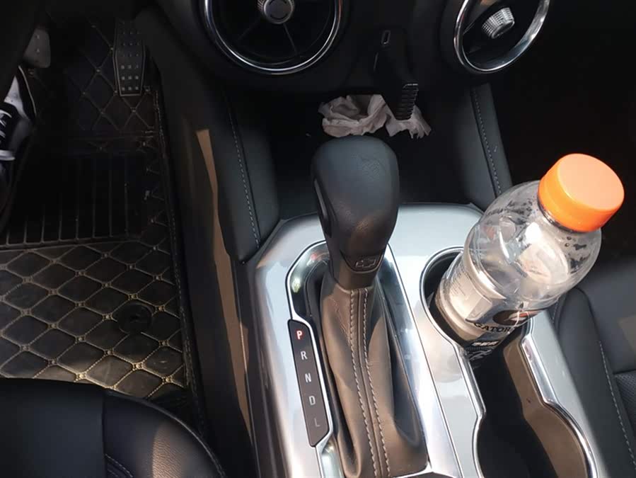 Chevrolet Blazer 2023 car image #17