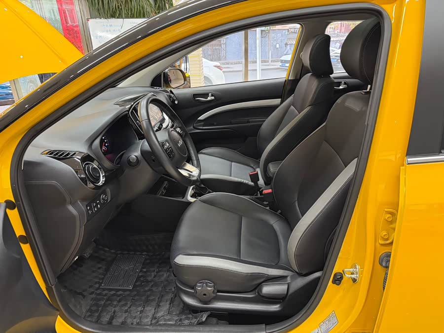 起亚 奕跑 2023 汽车图片 #17