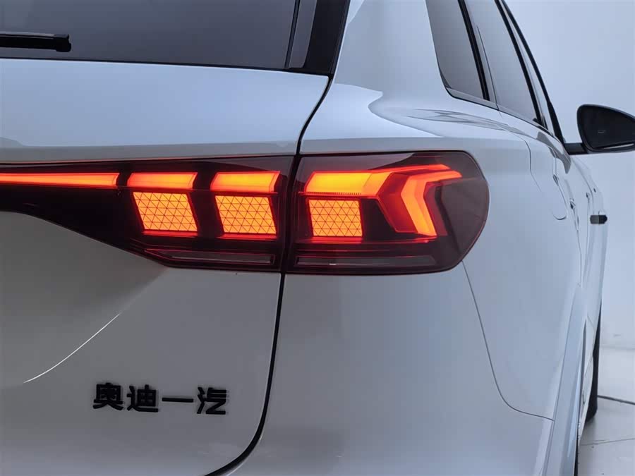 Audi Q6L e-tron 2025 imagem de carro #17