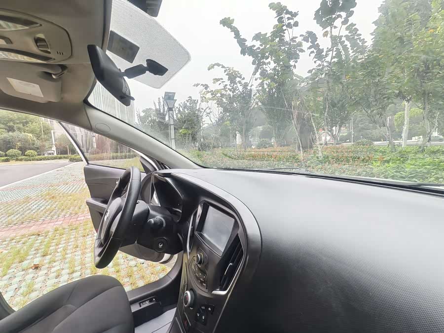 GAC Trumpchi GA3 2014 car image #17