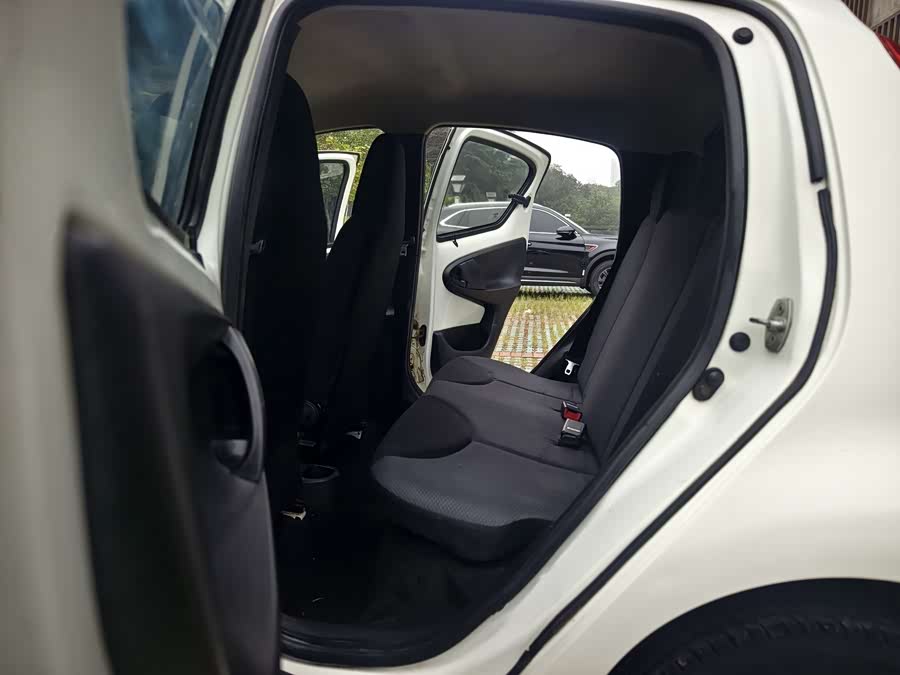 BYD F0 2014 immagine di auto #17