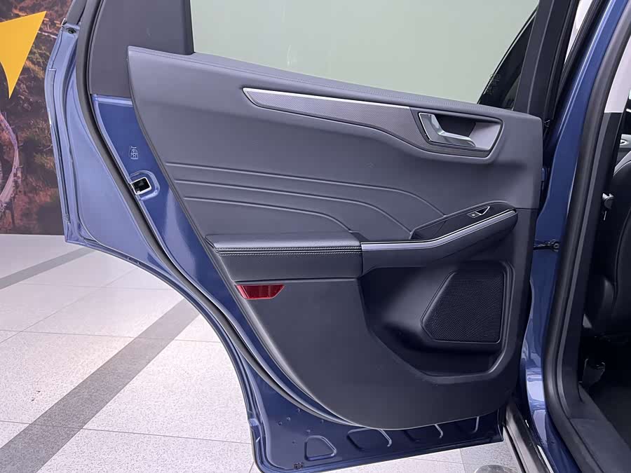 Ford Escape 2021 immagine di auto #17