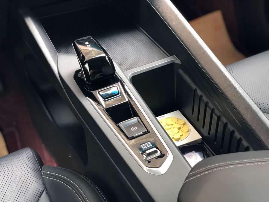 GEELY Binray 2023 car image #17