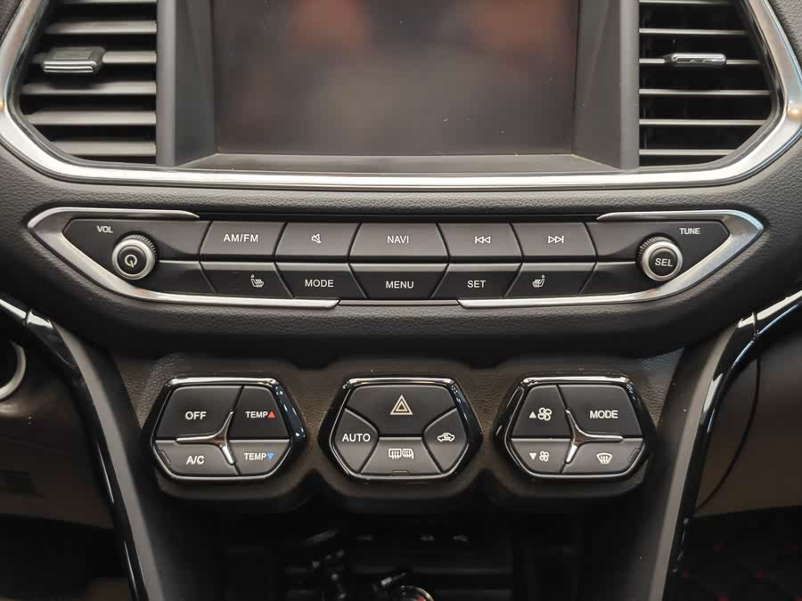 GAC Qizhi PHEV 2018 imagem de carro #17