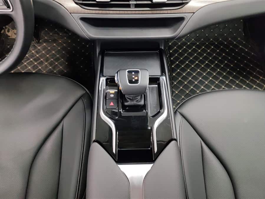 HongQi E-QM5 2024 immagine di auto #17