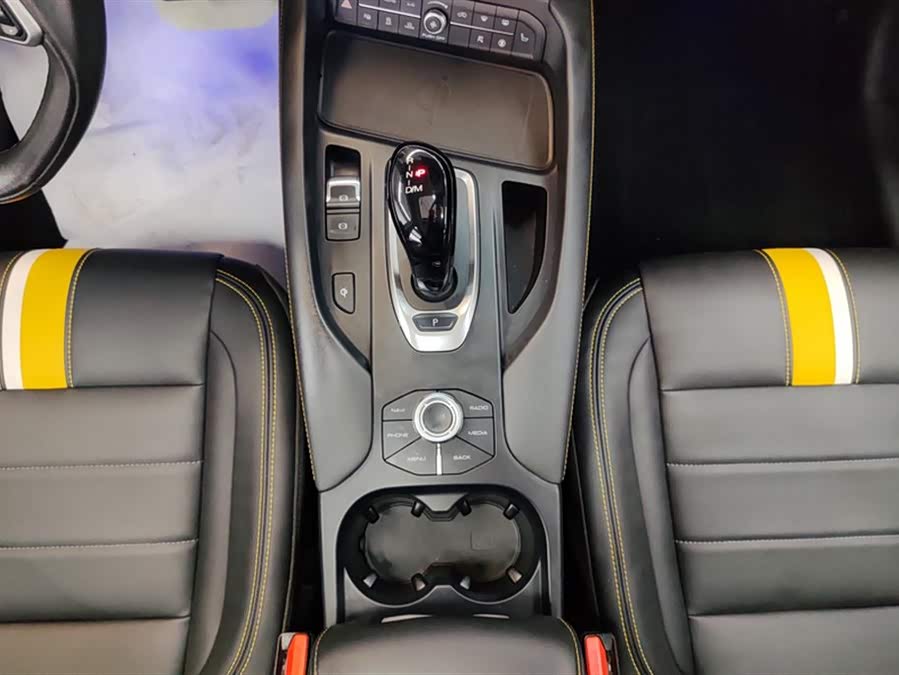 Haval F7x 2020 car image #17