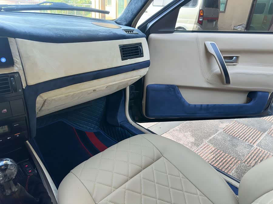 Volkswagen Santana Vista 2013 #17 Volkswagen Santana Vista 2013 car image #17