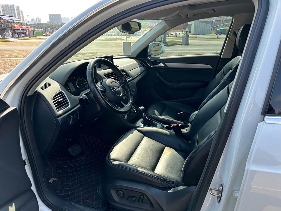 Audi Q3 2015 صورة سيارة #17