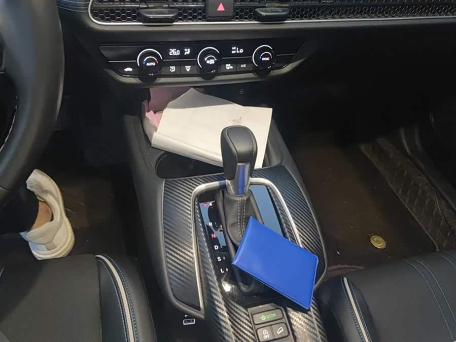 Honda HR-V 2024 #17 Honda HR-V 2024 car image #17